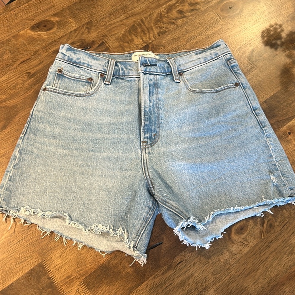 Abercrombie & Fitch High Rise The Dad Shorts Size 29